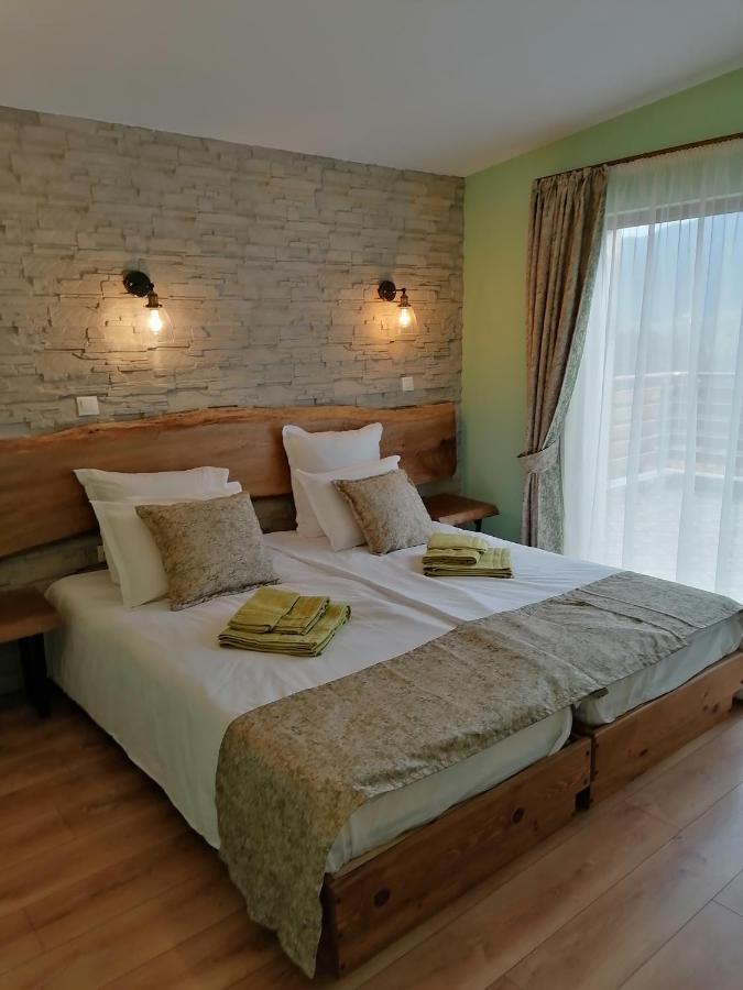 Къща За Гости Радост Guest House Radost Razlog Esterno foto