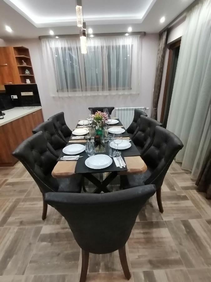 Къща За Гости Радост Guest House Radost Razlog Esterno foto