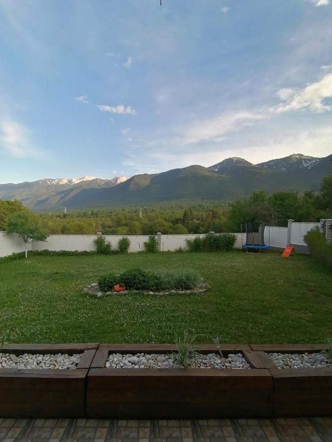 Къща За Гости Радост Guest House Radost Razlog Esterno foto