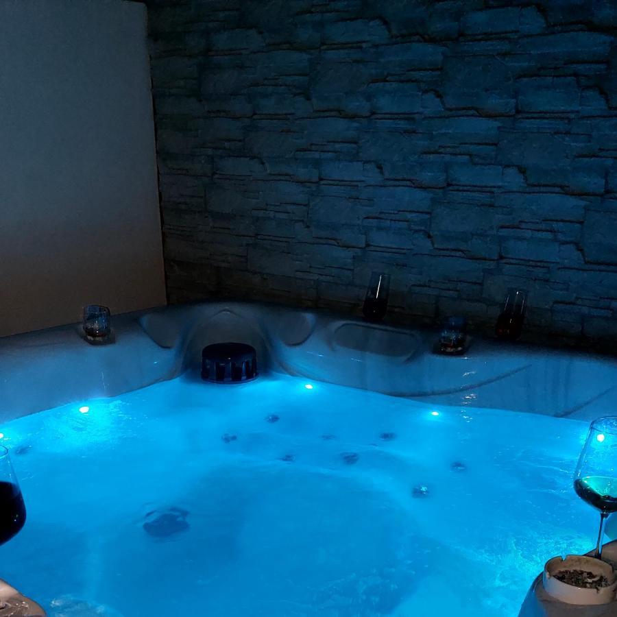 Къща За Гости Радост Guest House Radost Razlog Esterno foto